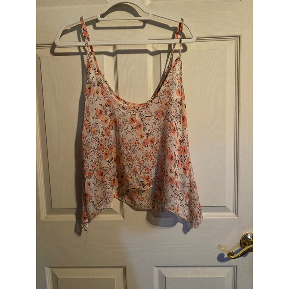 Brandy Melville Floral Top - Picture 2 of 4